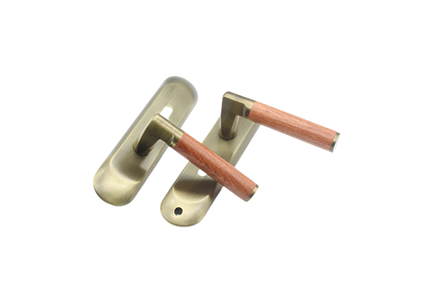 How does the long panel interior door lock improve the stability of the door through its unique design?